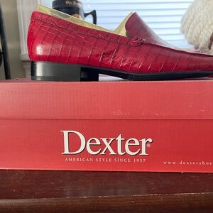 Red faux crocodile loafers by Dexter size 6 1/2 M